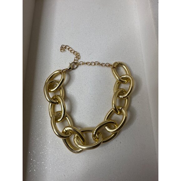 Jewelry - Chunky Gold-Tone Chain Bracelet With Adjustable Clasp Womens Fashion Jewelry